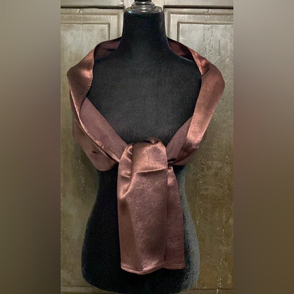 Christie of CA rayon brown scarf- one size - Picture 1 of 10
